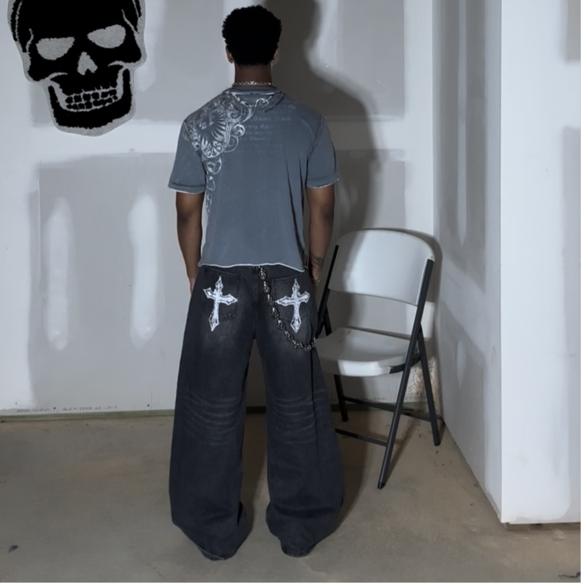 Prenda holgada “Exhibit B Double Cross”