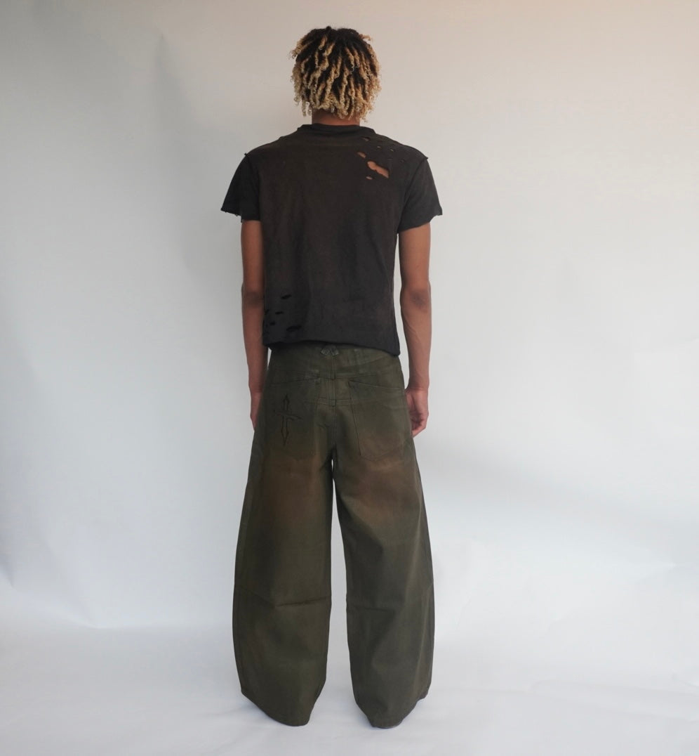 [THRASHED BOOT SHIRT]